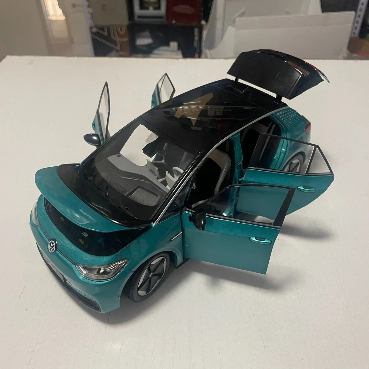 1:18 Volkswagen ID.3 Pure Electric
