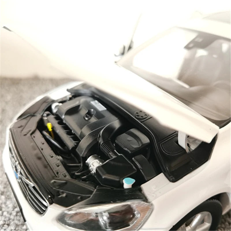 1:18 2015 Volvo XC60