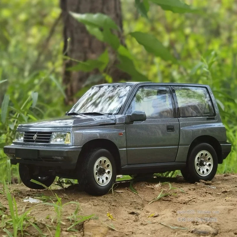 1:18 SUZUKI Vitara Escudo