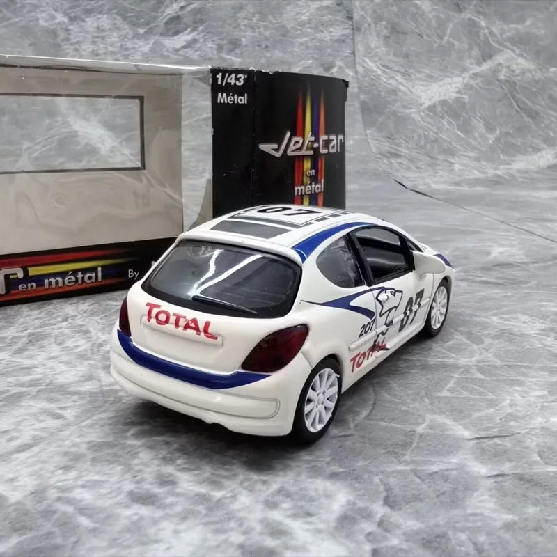 1:18 Peugeot 207