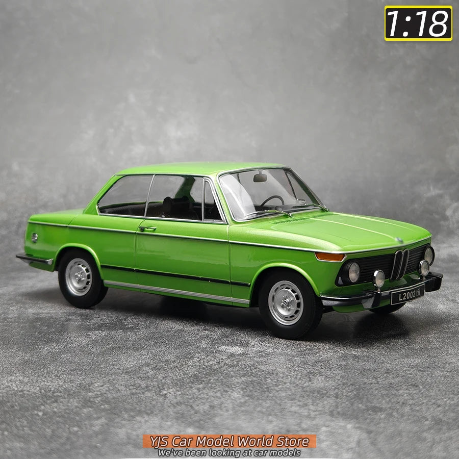 1:18 Mercedes-Benz 300SEL 6.3 W109 1967-1972