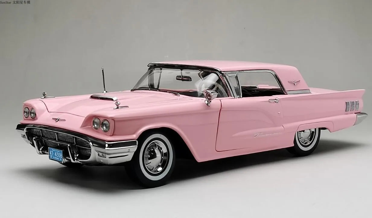 1:18 Ford Thunderbird 1960