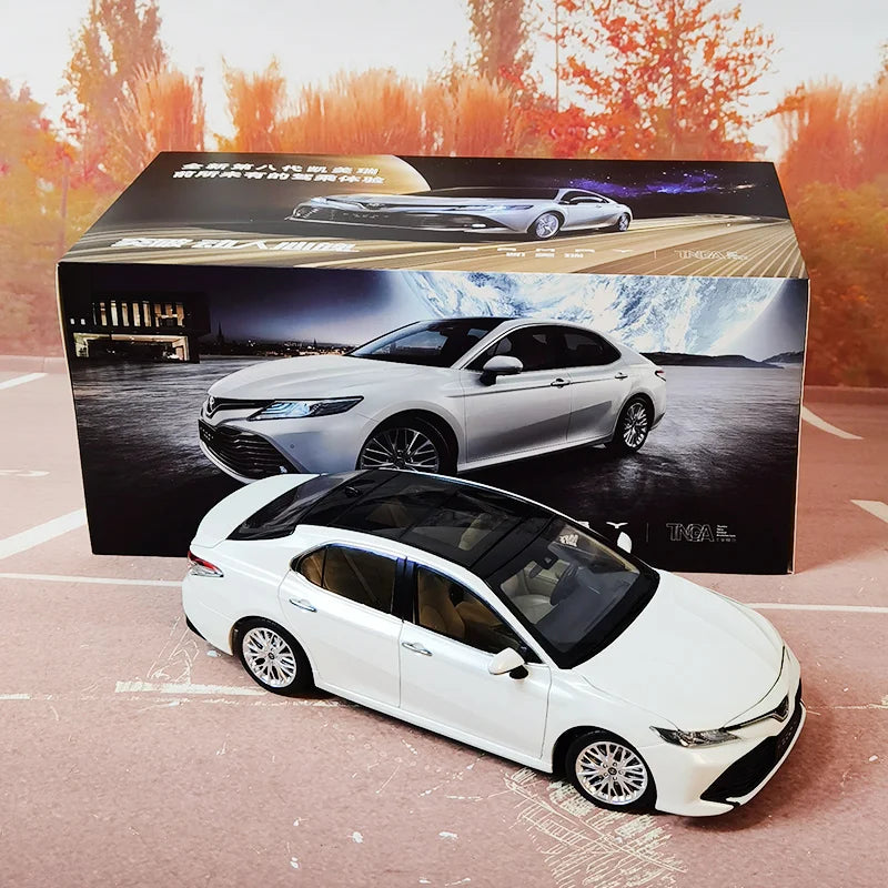 1:18 2018 TOYOTA CAMRY