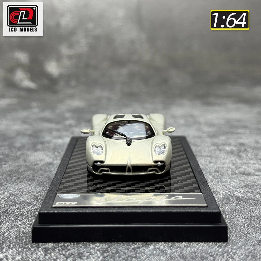 1:64 Pagani Utopia