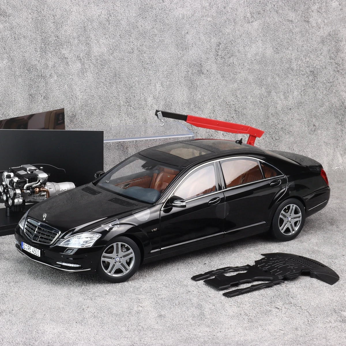 1:18 Mercedes-Benz S-Class S600L W221
