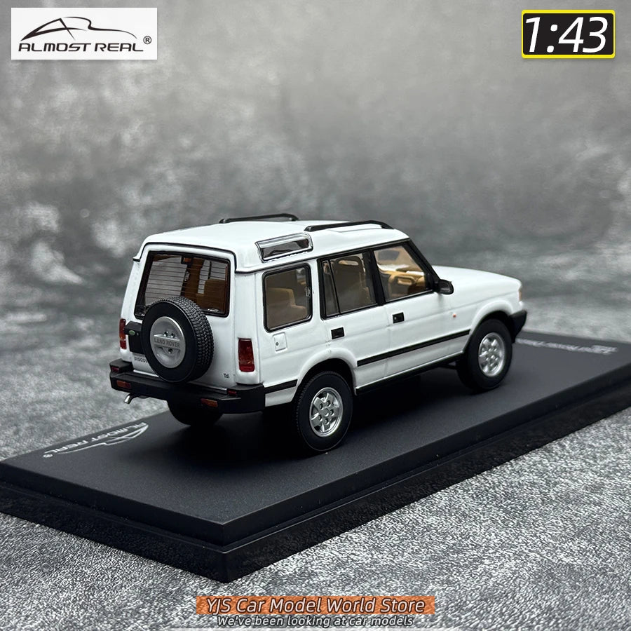 1:43 1970 Land Rover Discovery