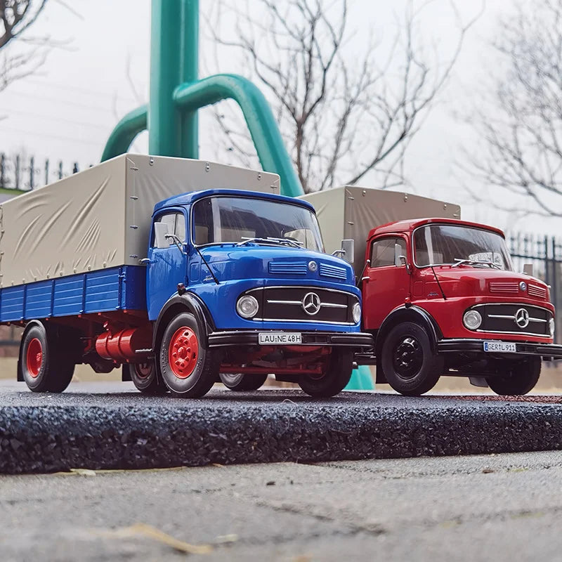 1:18 Mercedes-Benz L911 Transport Truck 1952