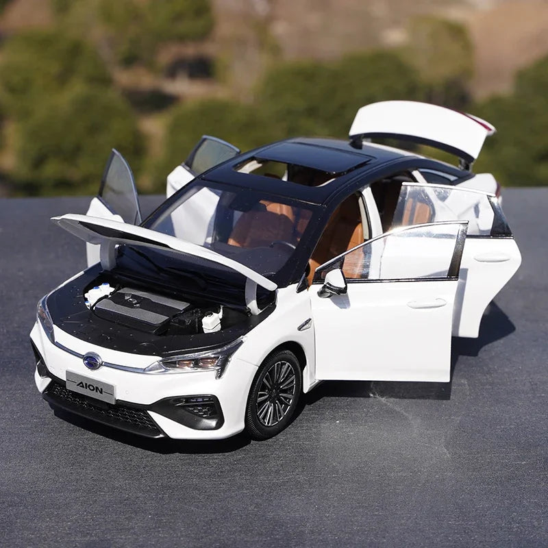 1:18 GAC Aeon New Energy A26