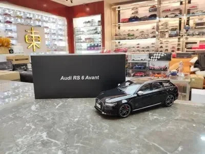 1:18 Audi RS6