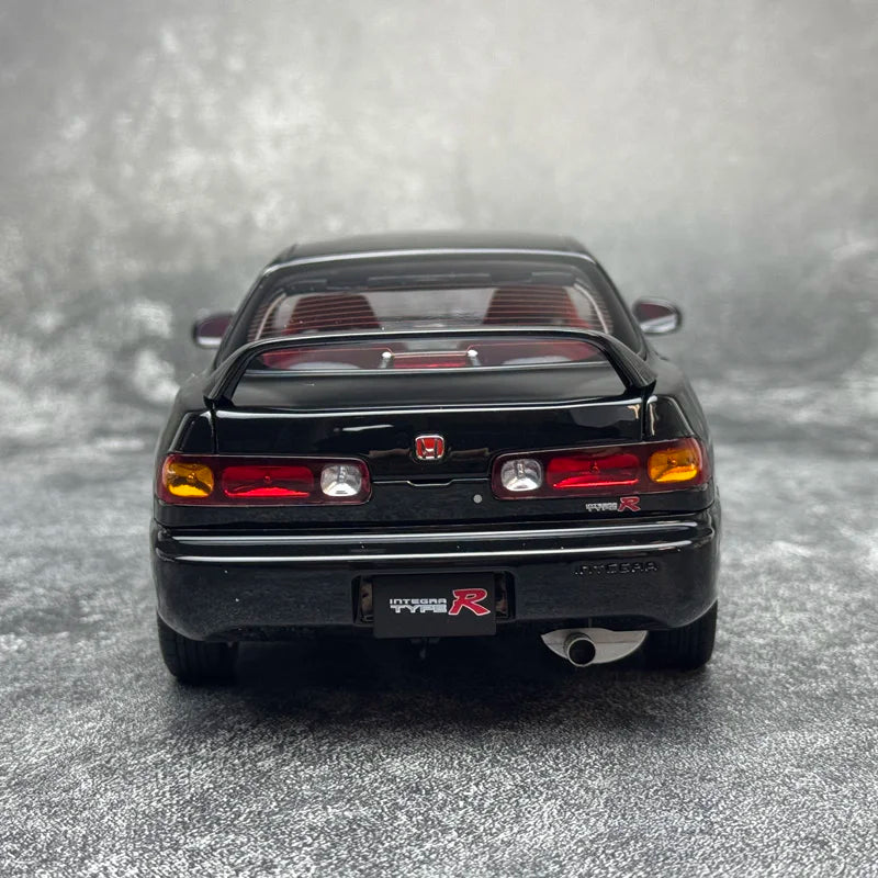 1:18 Honda Integra Type R (DC2)