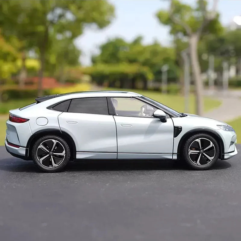 1:18 BYD Song L 2024
