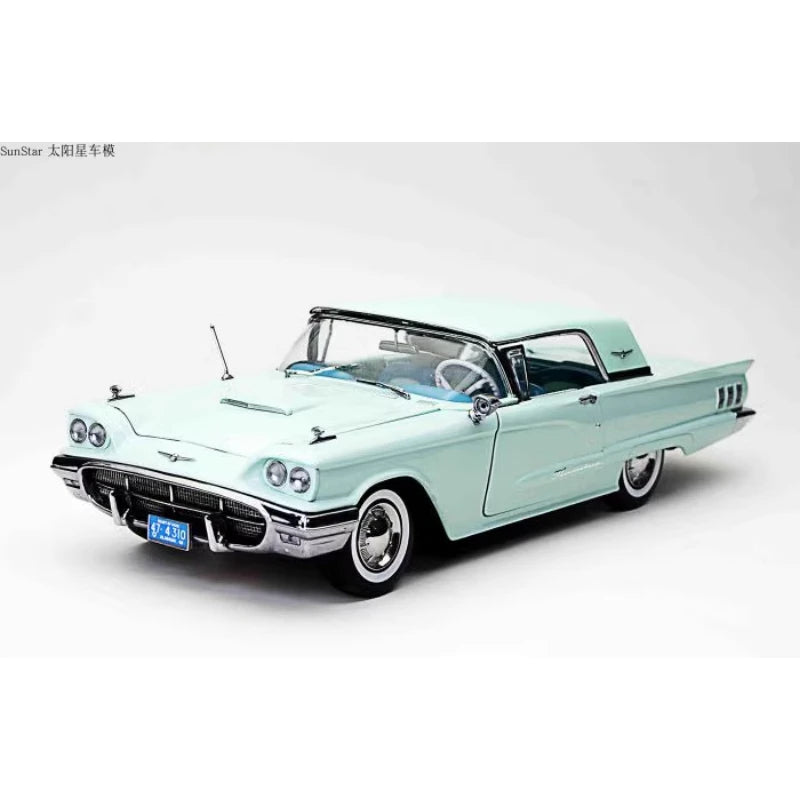 1:18 Ford Thunderbird 1960