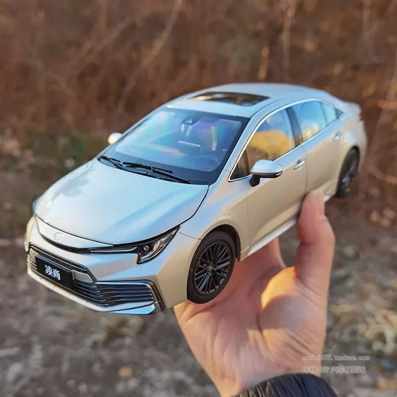 1:18 GAC Toyota Lingshang 2021