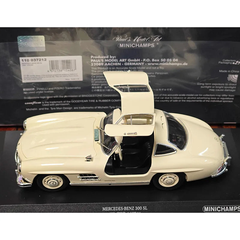 1:18 Mercedes-Benz 300SL COUPE W198