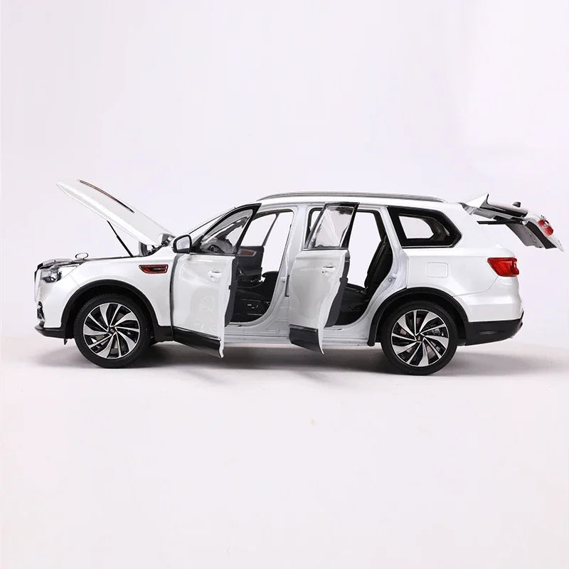 1: 18 Hongqi HS7
