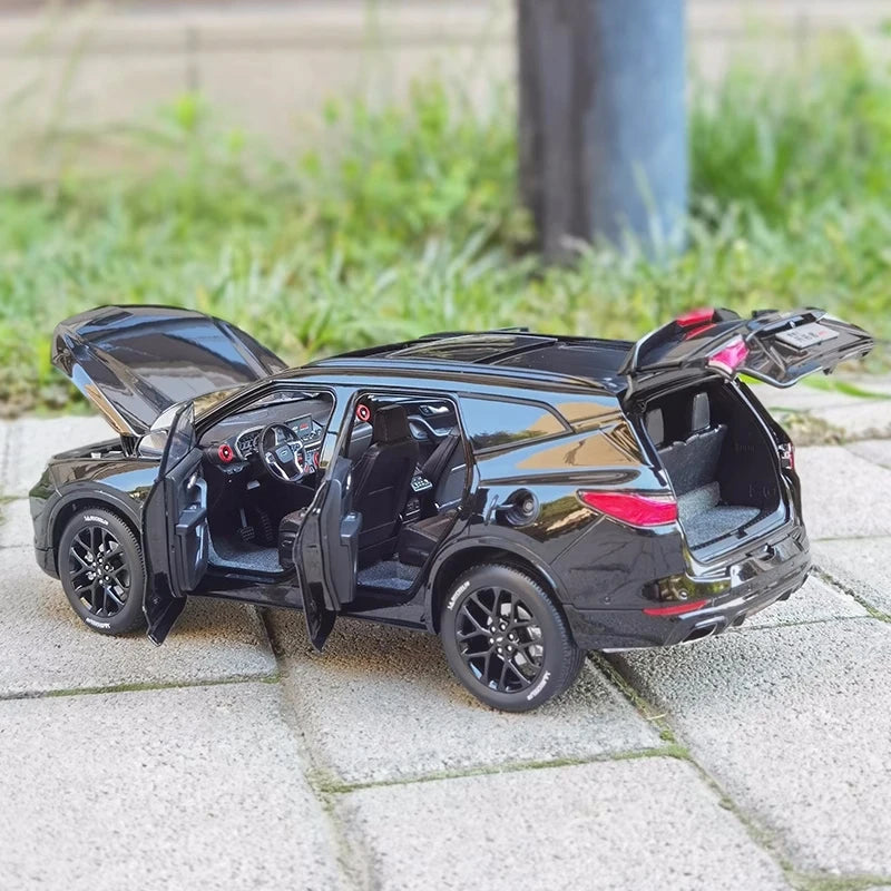 1:18 GM Chevrolet Blazer Trailblazer RS