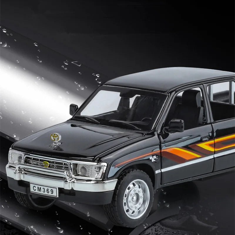1:32 Toyota Hilux