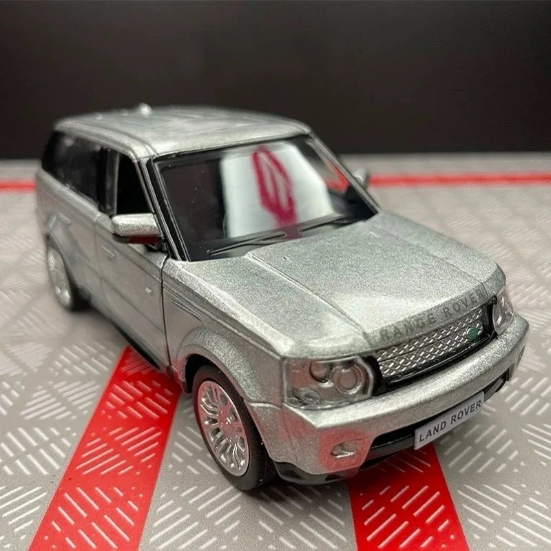 1:36 Land Range Rover Sport L320 2005