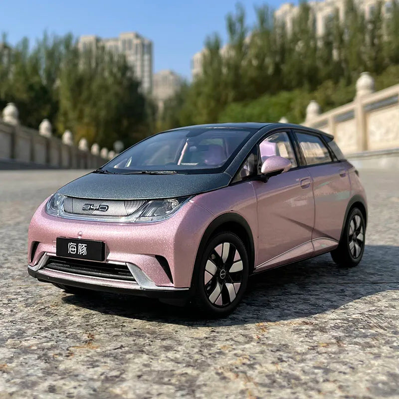 1:18 BYD Dolphin