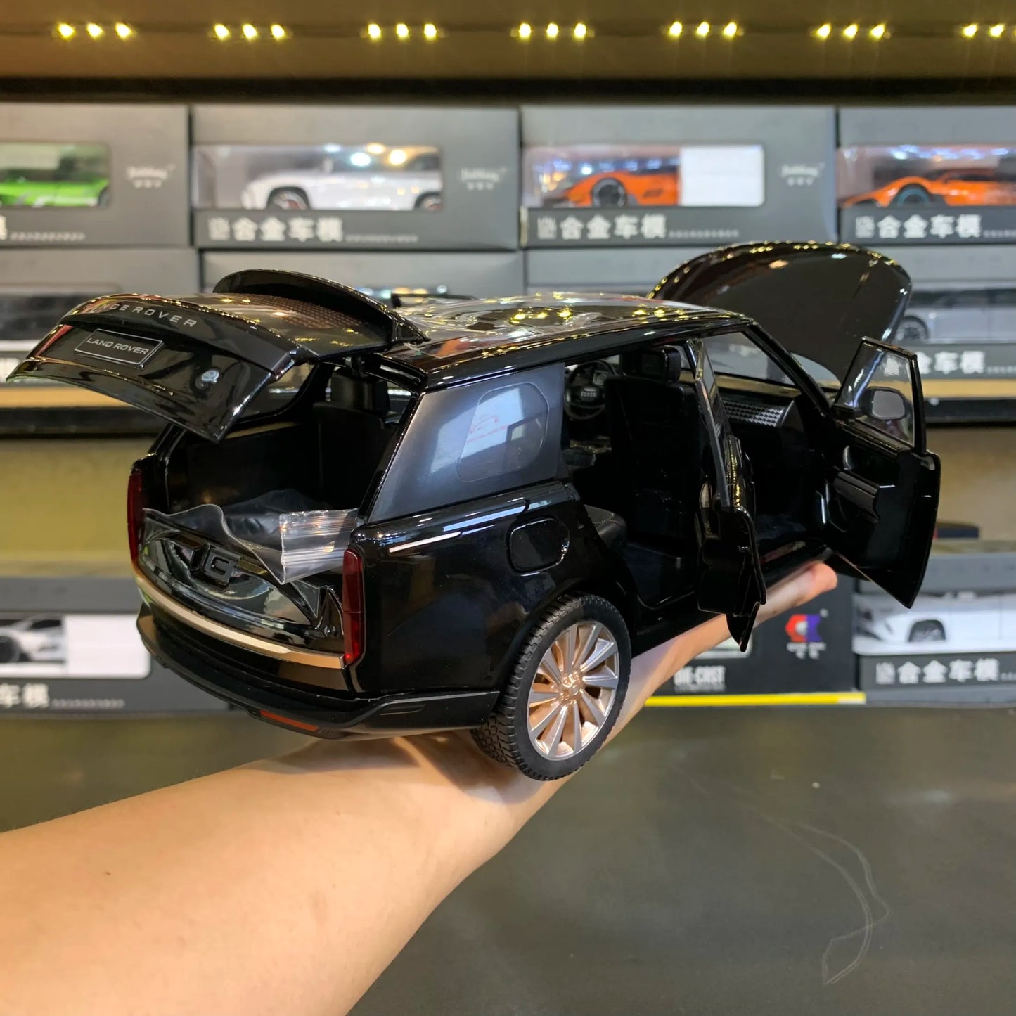 1:18 Range Rover Autobiography