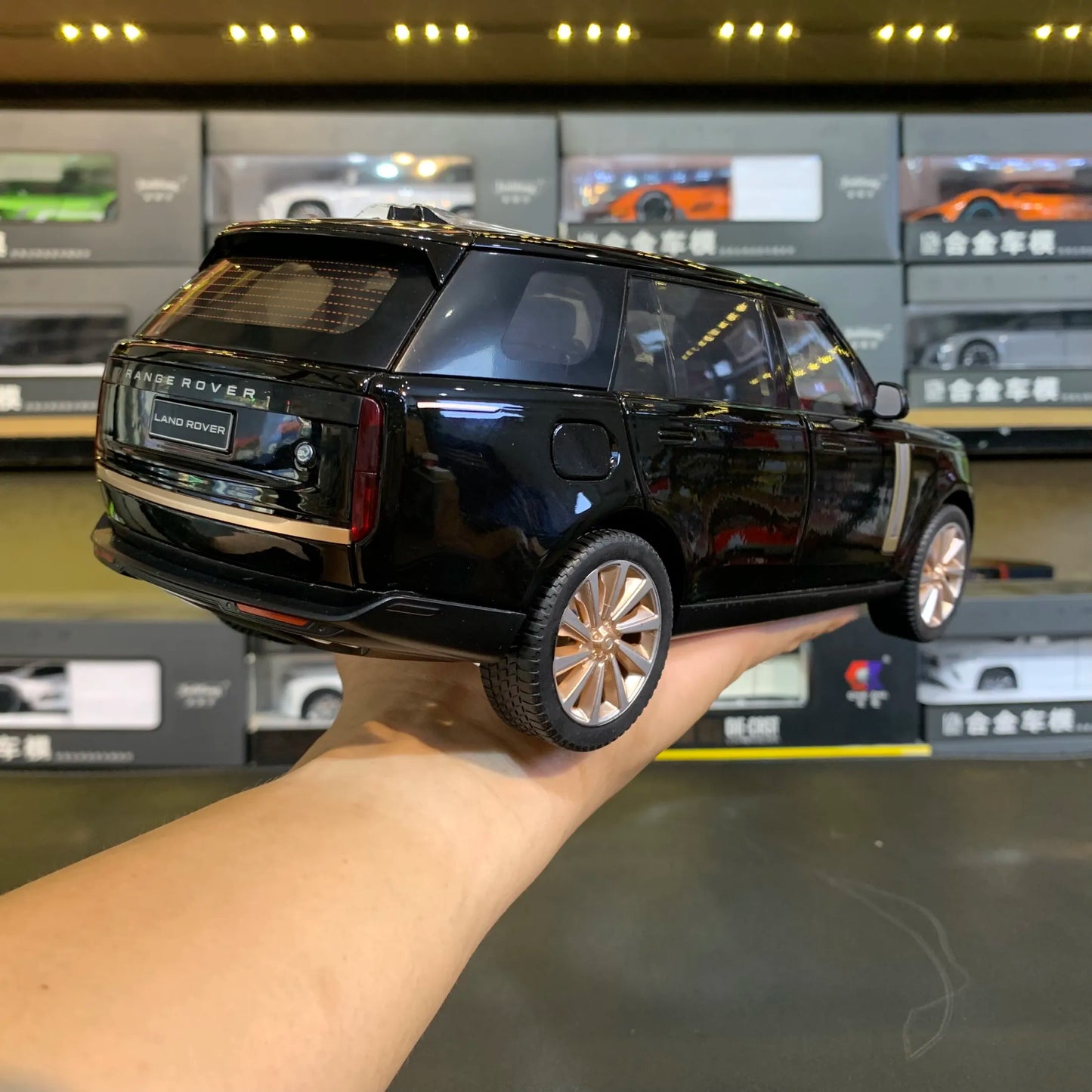 1:18 Range Rover Autobiography