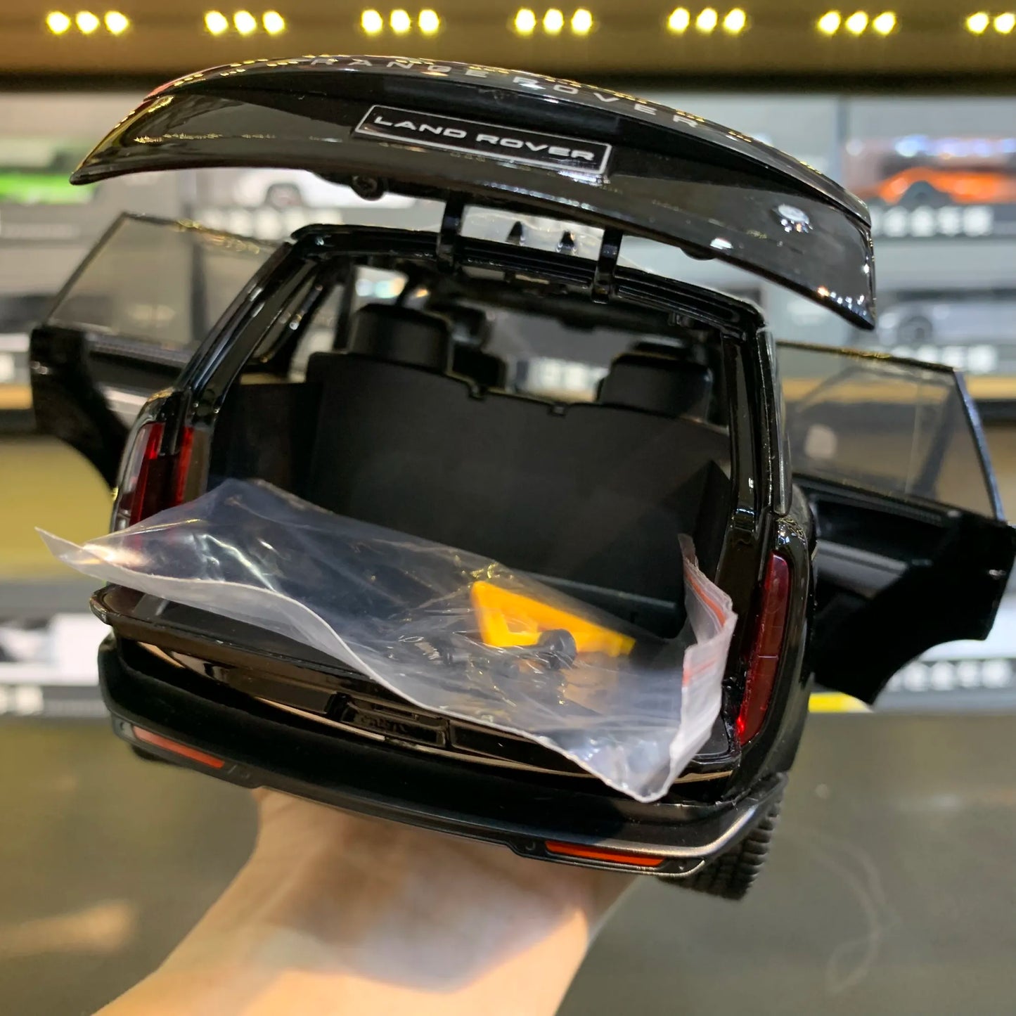 1:18 Range Rover Autobiography