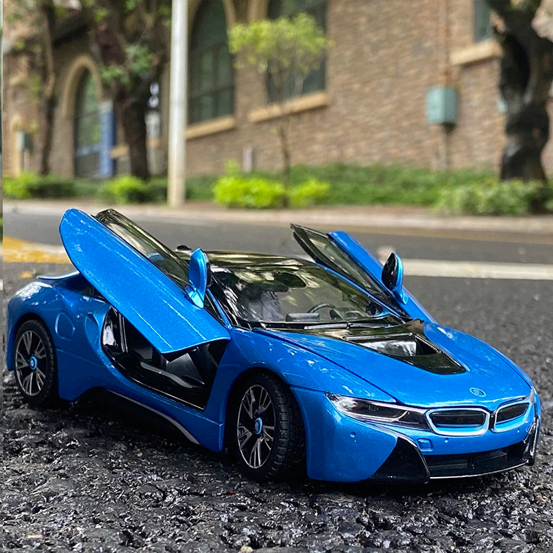 1:24 BMW i8