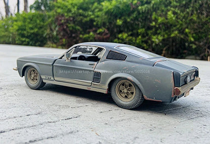 1:24 Old 1967 Ford Mustang GT