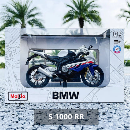 1:12  KTM 1290 Super Duke R Kawasaki Suzuki