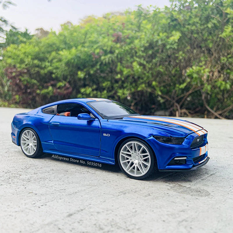 1:24 Ford Mustang-GT