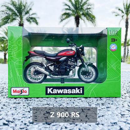 1:12  KTM 1290 Super Duke R Kawasaki Suzuki