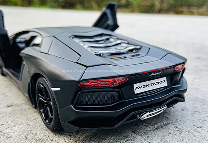 1:24 Lamborghini Aventador LP700-4