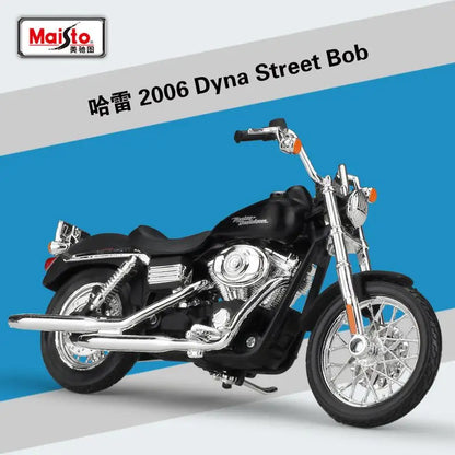 1:18 Harley 2008 FLSTSB Cross Bones