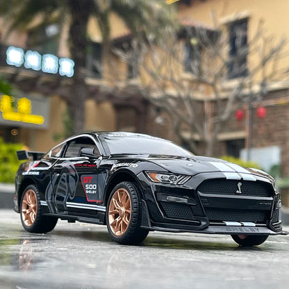 1:24 Ford Mustang Shelby GT500