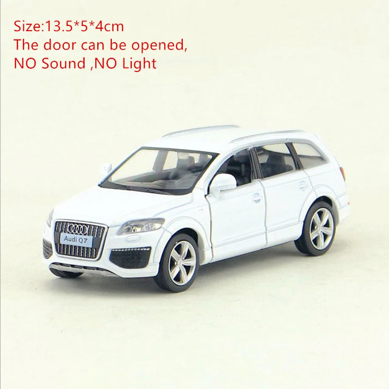 1:32 AUDI Q5