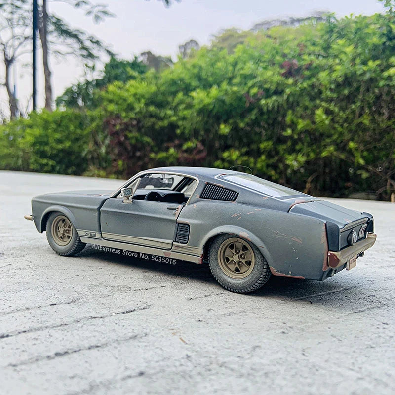 1:24 Old 1967 Ford Mustang GT
