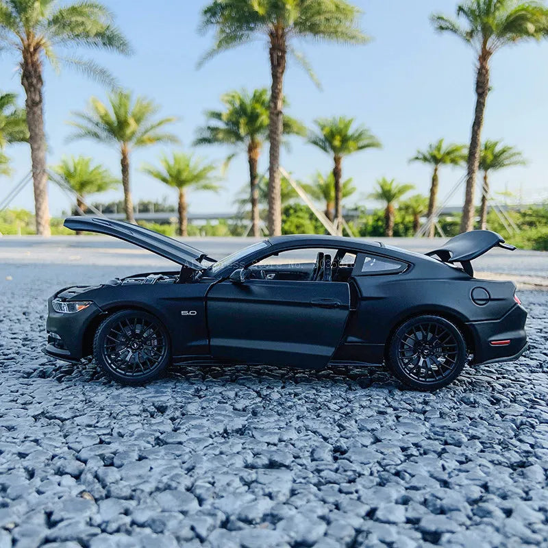 1:18 2015 Ford Mustang GT
