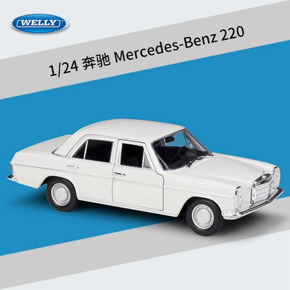 1:24 Mercedes-Benz 230SL