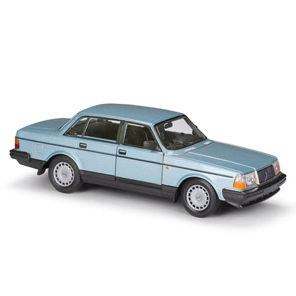 1:24 VOLVO 240 GL