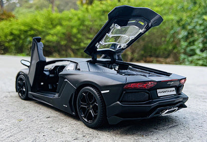 1:24 Lamborghini Aventador LP700-4