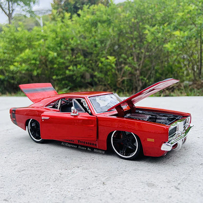 1:25 1969 Dodge Challenger R/T
