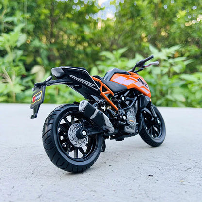 1:18 250 KTM Duke Factory Edition