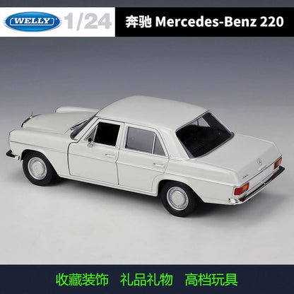 1:24 Mercedes-Benz 230SL