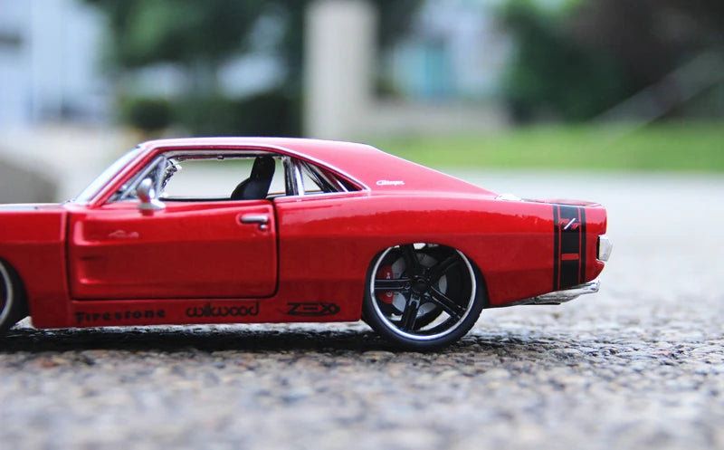 1:25 1969 Dodge Challenger R/T