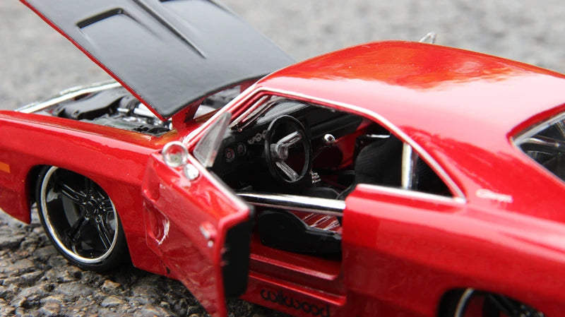 1:25 1969 Dodge Challenger R/T