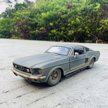 1:24 Old 1967 Ford Mustang GT