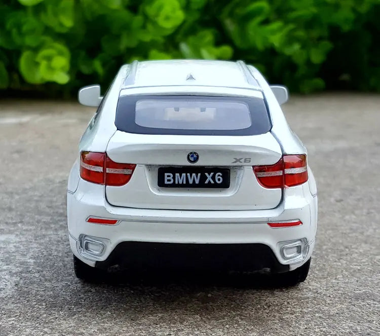 1:32 BMW X6
