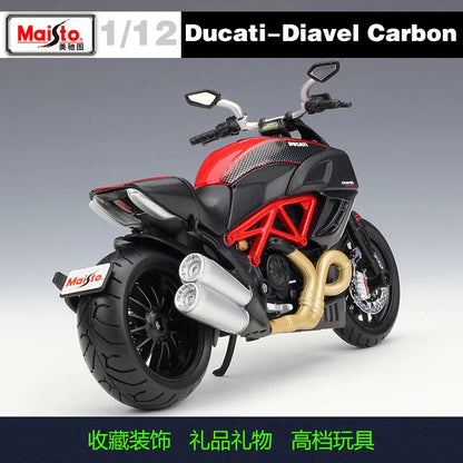 1:12 Ducati Diavel Carbon Red