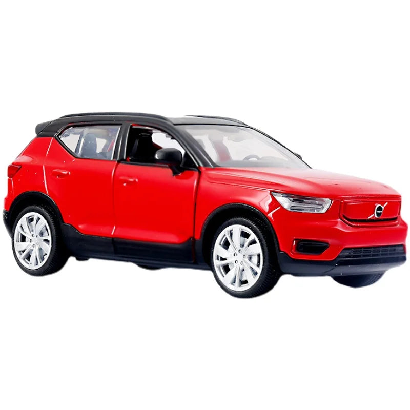 1:32 Volvo XC40