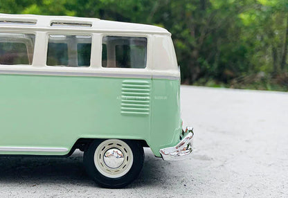 1:25 Volkswagen VAN SAMBA